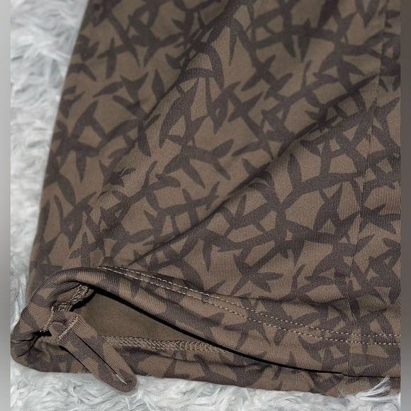 Patagonia | Patagonia tank with built in bra. Size Small - Picture 3 of 6